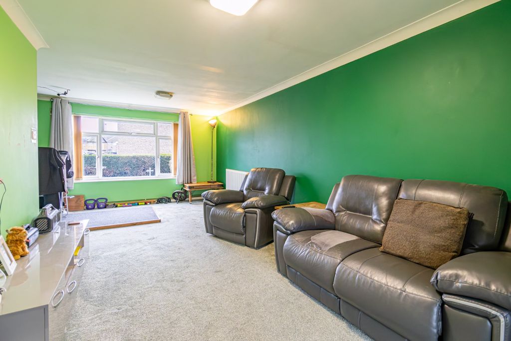 Property photo 3 of 26 4504114