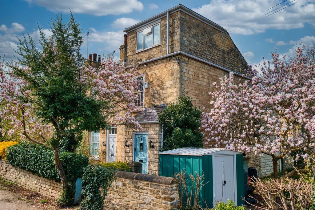 Property photo 1 of 12 Show-Home (11).Jpg