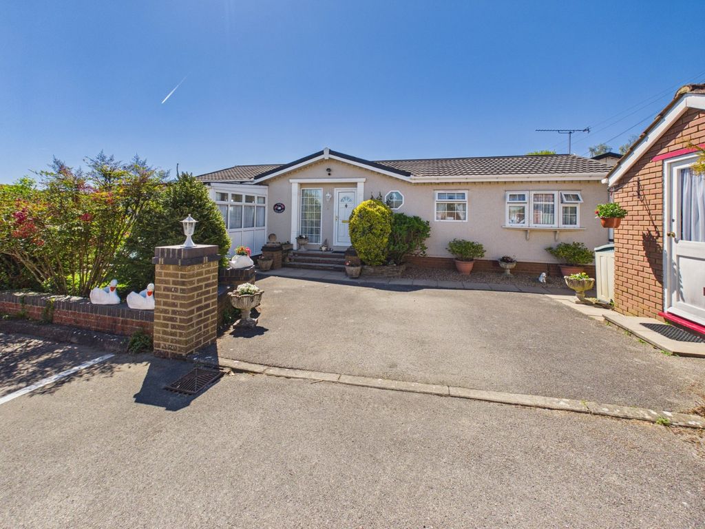 Property photo 1 of 16 Picture No. 23