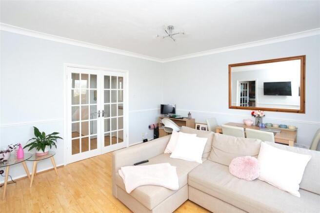 Property photo 1 of 10 Living Room