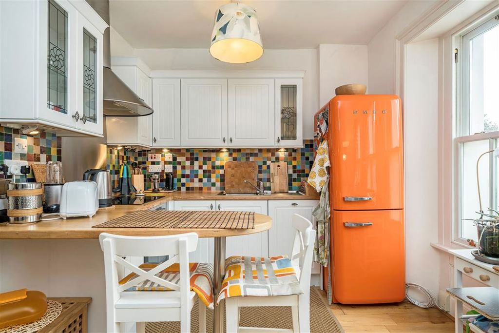 Property photo 3 of 7