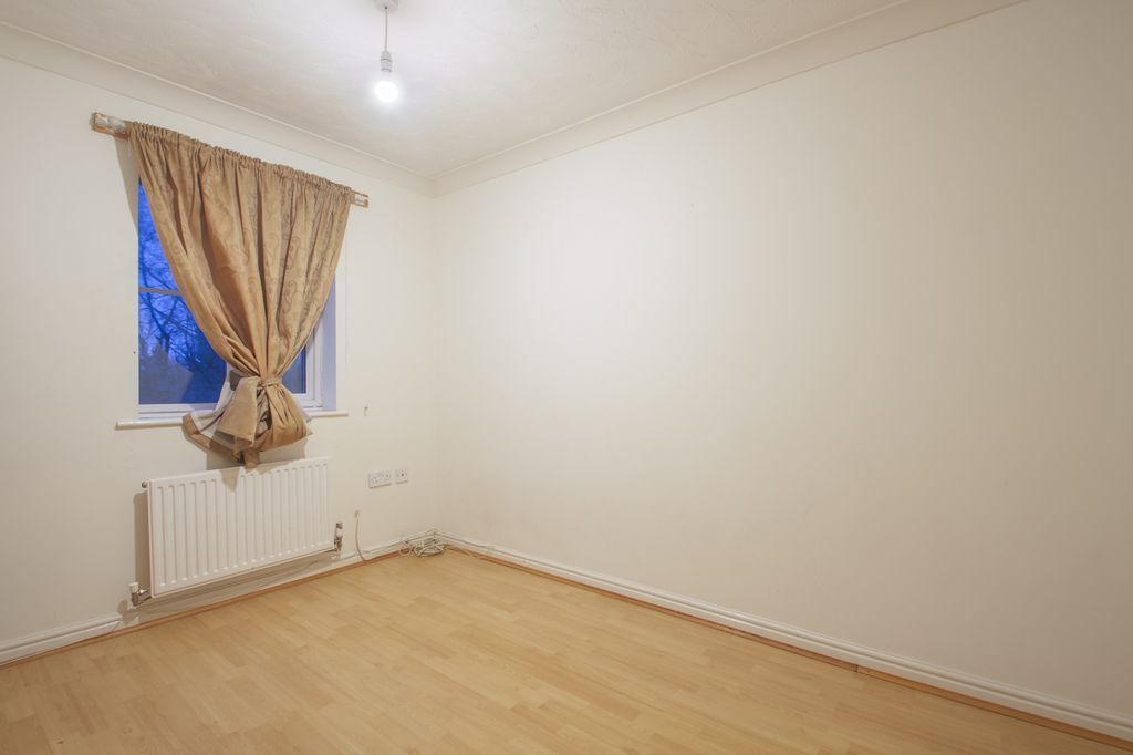 Property photo 1 of 5 1Â Bedroom House Share For Sale