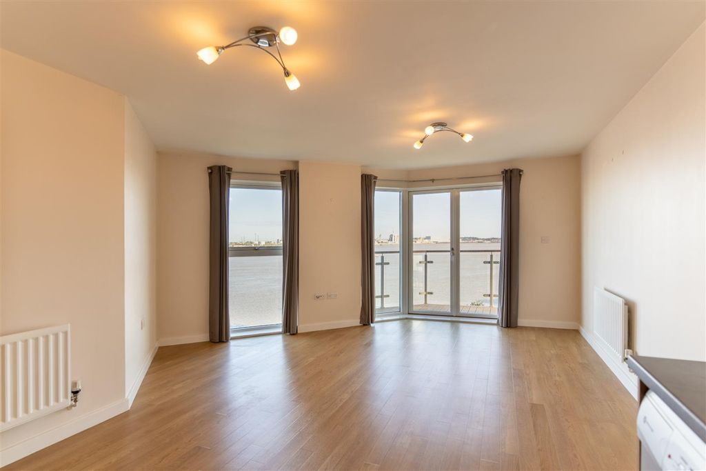 Property photo 3 of 17 3904564