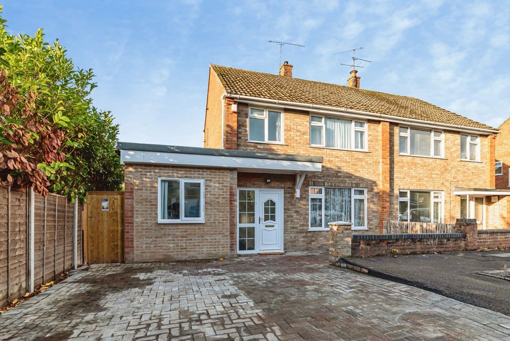 Property photo 1 of 17 Pbox-Img.Jpg