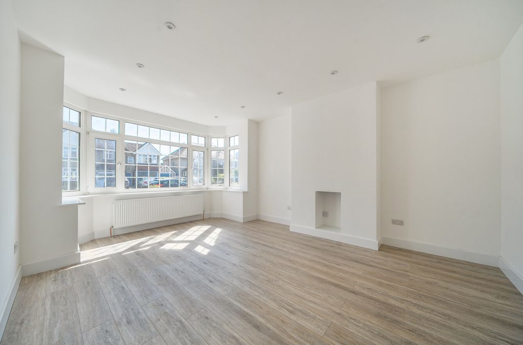 Additional image 8 of 5 bed semi-detached house for saleKellett Road, Upper Shirley, Southampton, Hampshire SO15