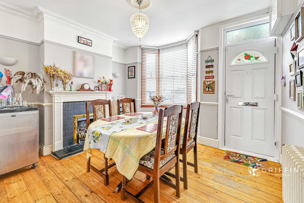Property photo 2 of 17 4171A1541171A1543