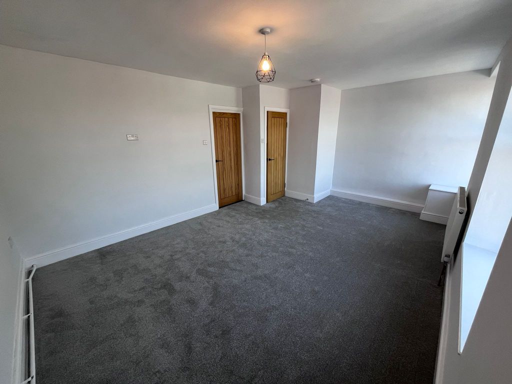 Property photo 2 of 9 Lounge