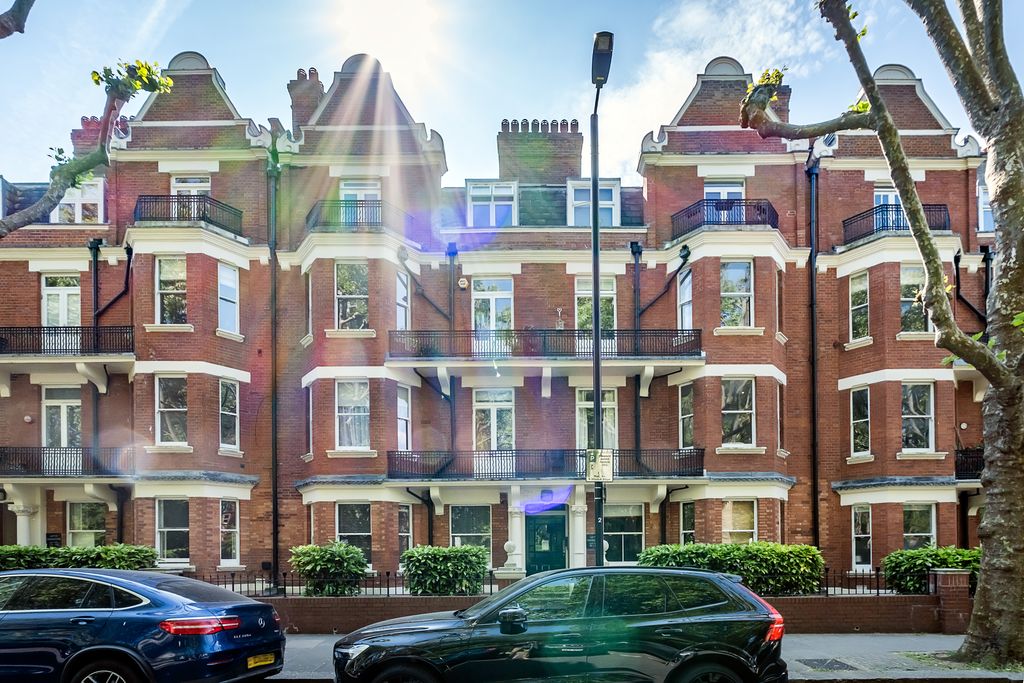 Property photo 3 of 22