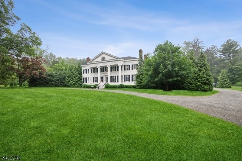 Property photo 2 of 8 <Alttext/>