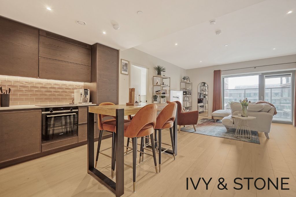 Property photo 1 of 22 3954221