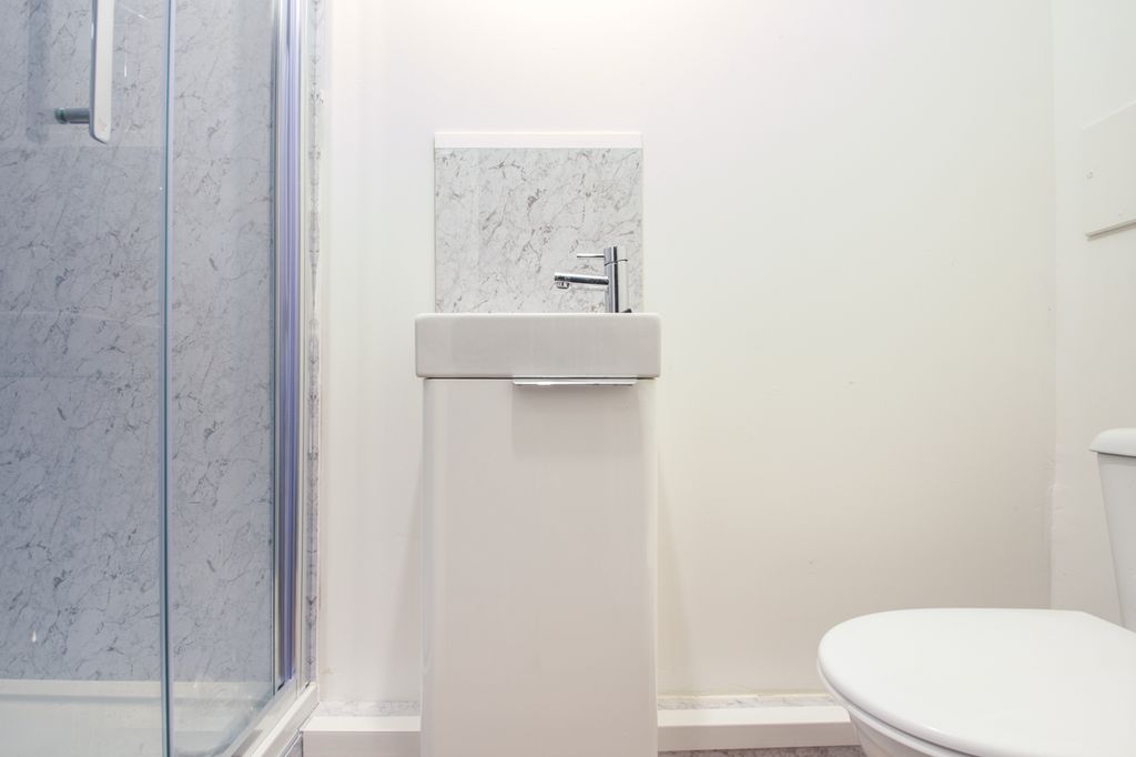 Property photo 2 of 5 Gallery