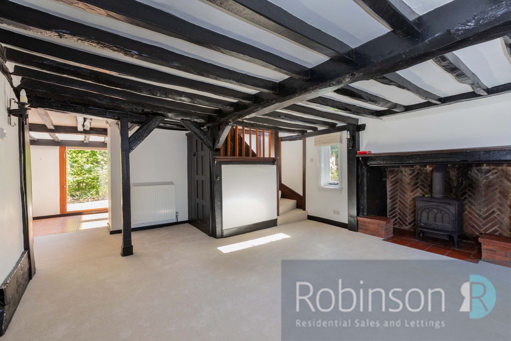 Property photo 2 of 18 St Marys Cottage-20