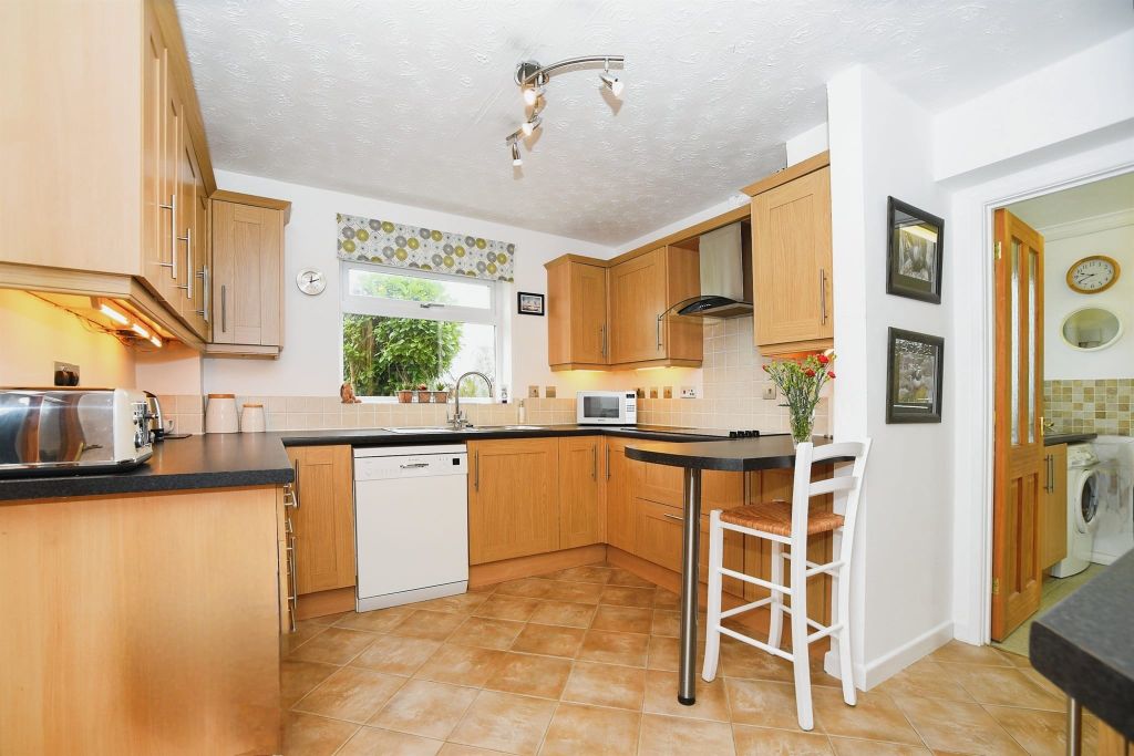 Property photo 3 of 16