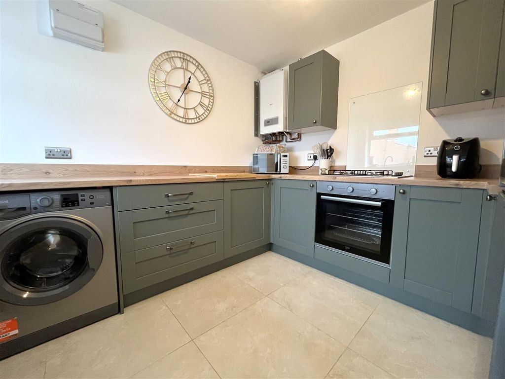 Property photo 2 of 18 Img_8140.Jpg