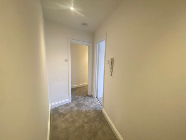 Property photo 3 of 6 Hallway