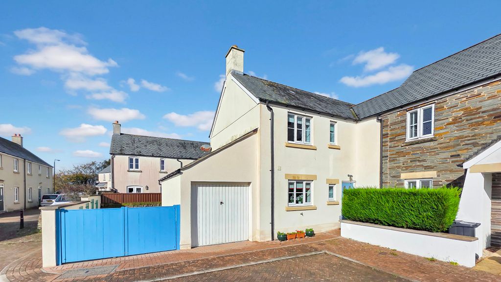 Property photo 1 of 21