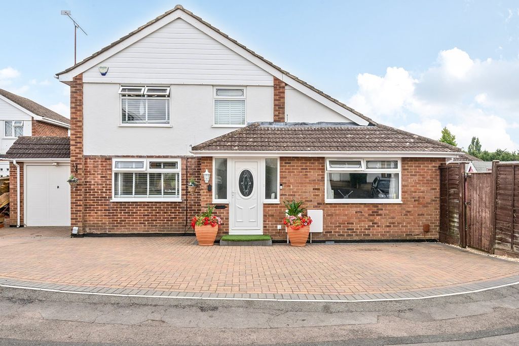 Property photo 1 of 15