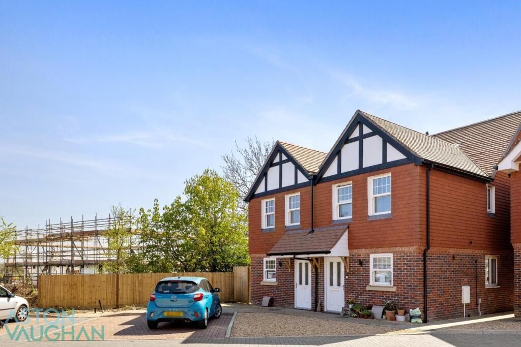 Property photo 3 of 7 4526013