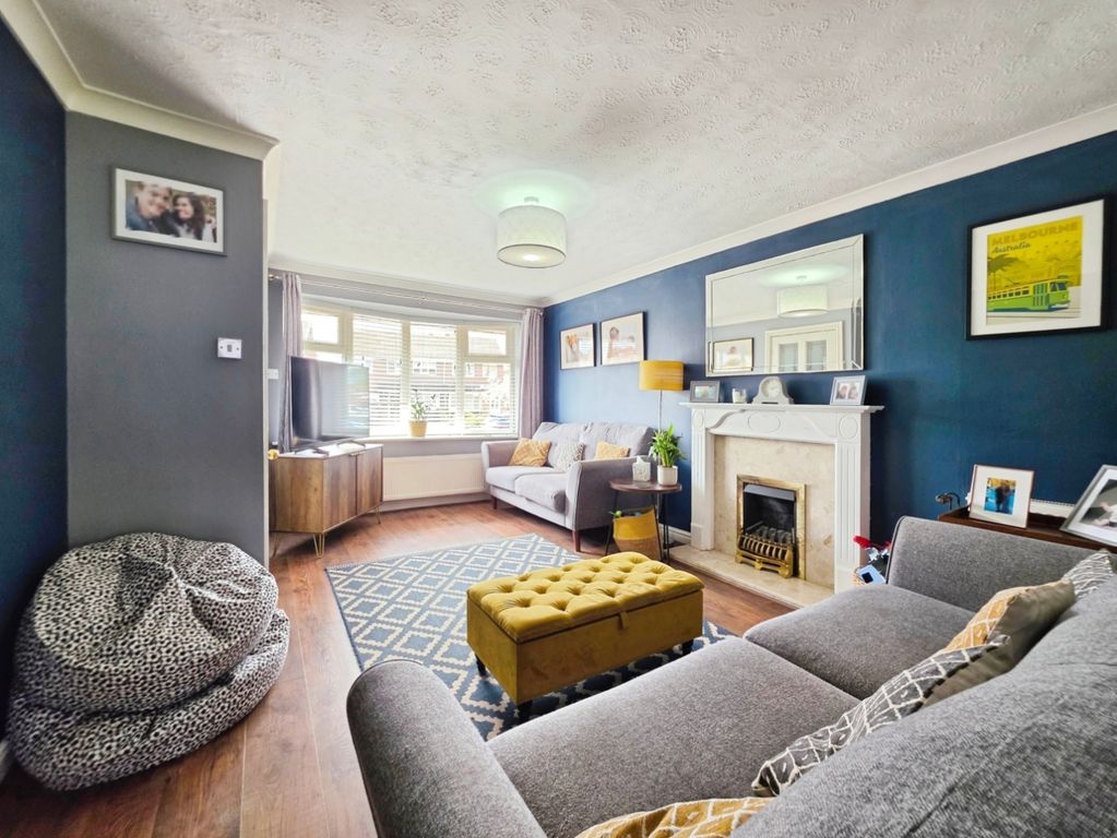 Property photo 3 of 38 Pbox-Img.Jpg