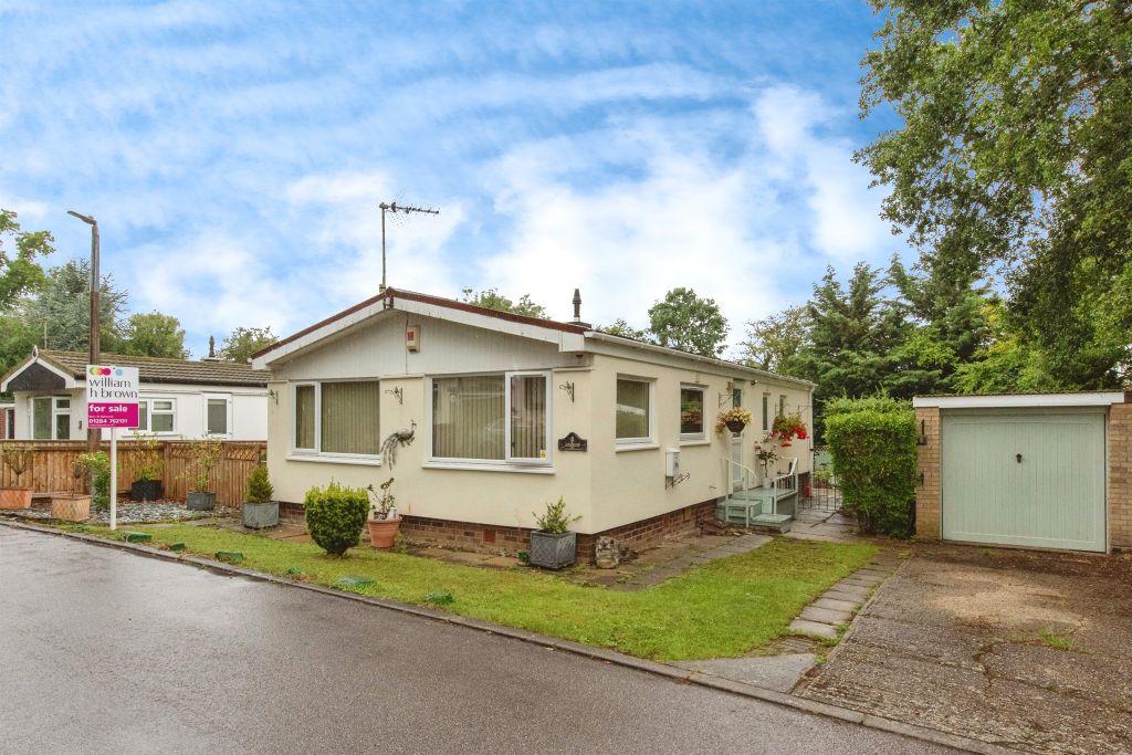 Property photo 1 of 15