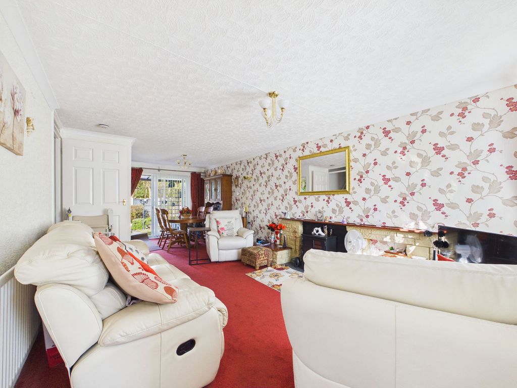 Property photo 2 of 24