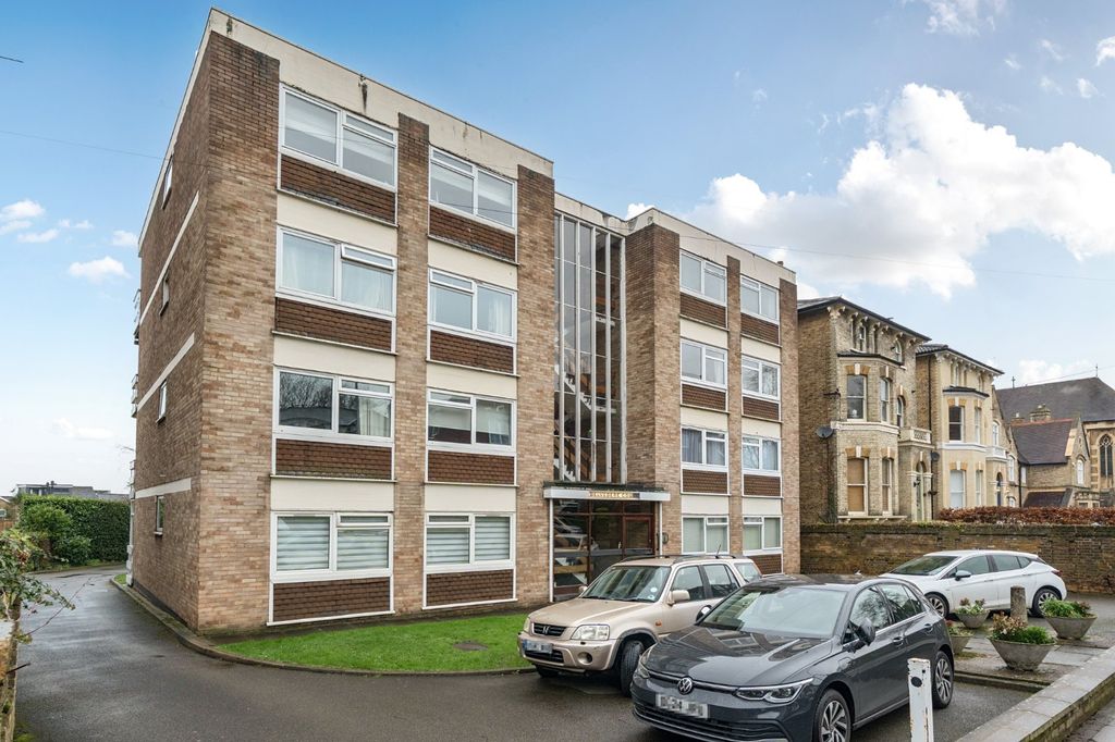 Property photo 1 of 8 Picture No. 12