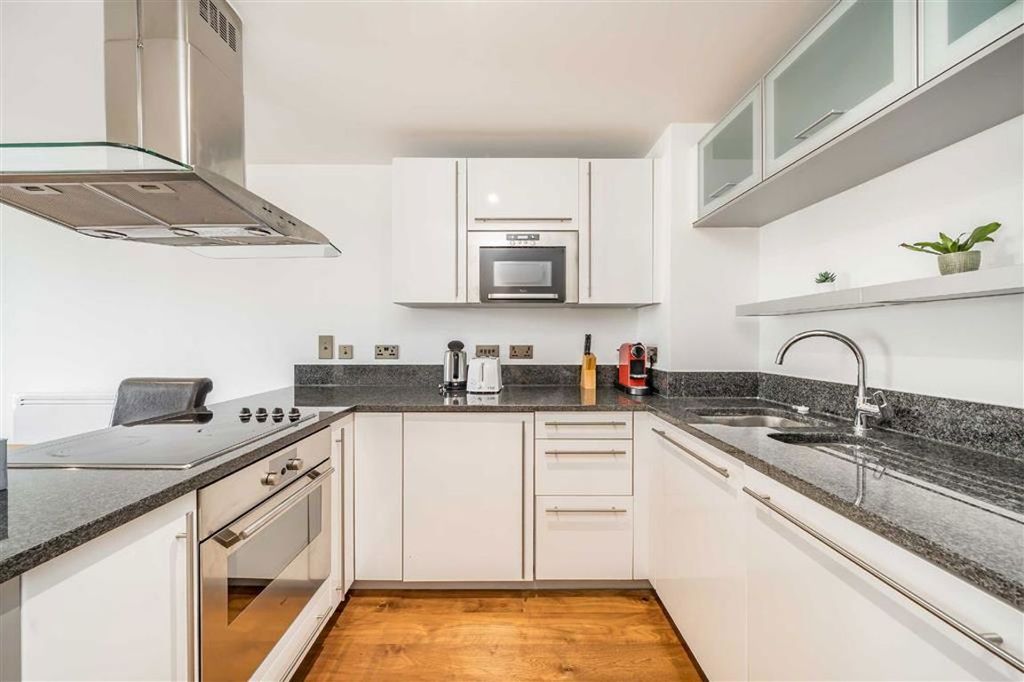 Property photo 3 of 7