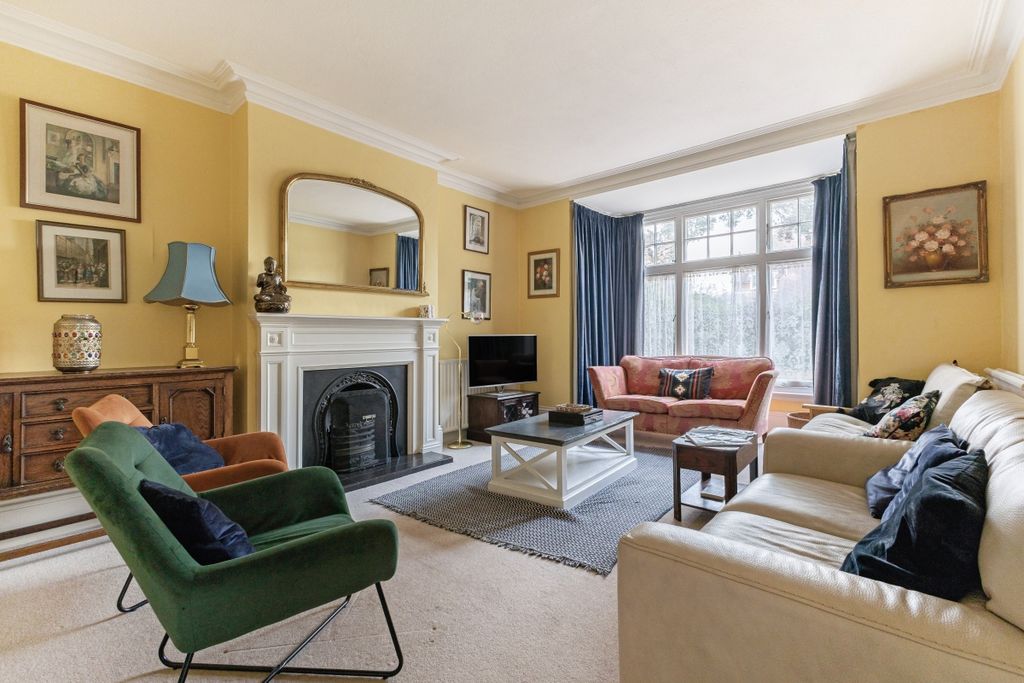 Property photo 1 of 23