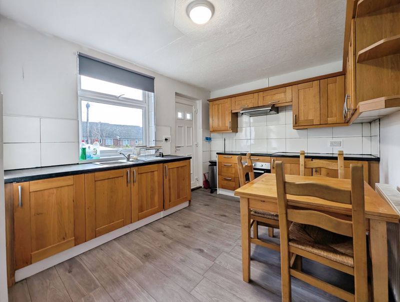 Property photo 2 of 7 Photo 7