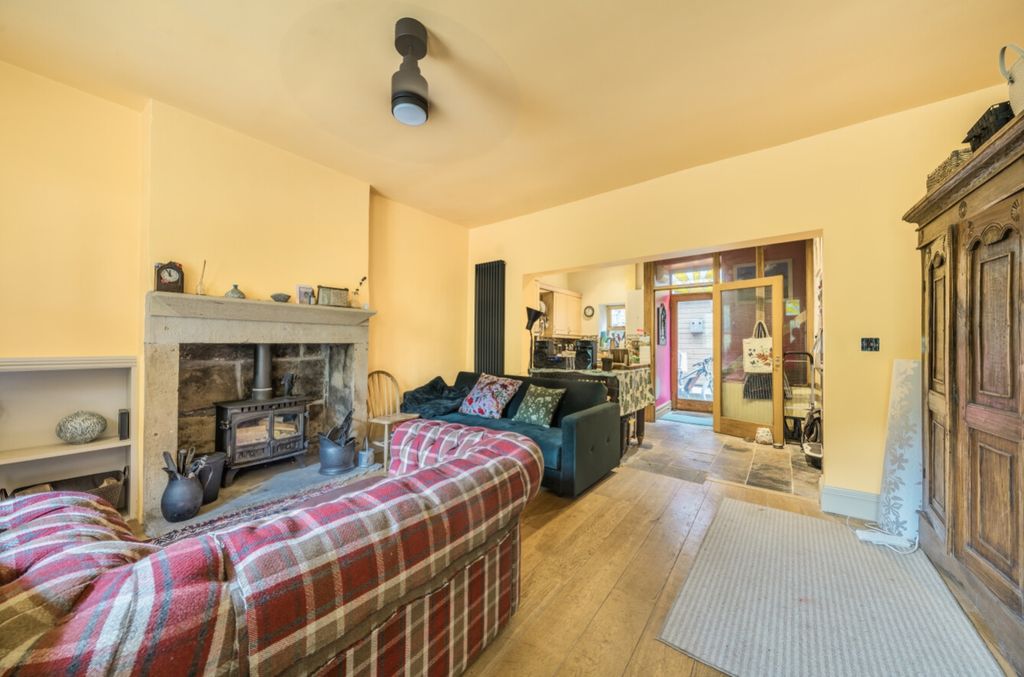 Property photo 2 of 16 1319040-14-6863d2189c42c