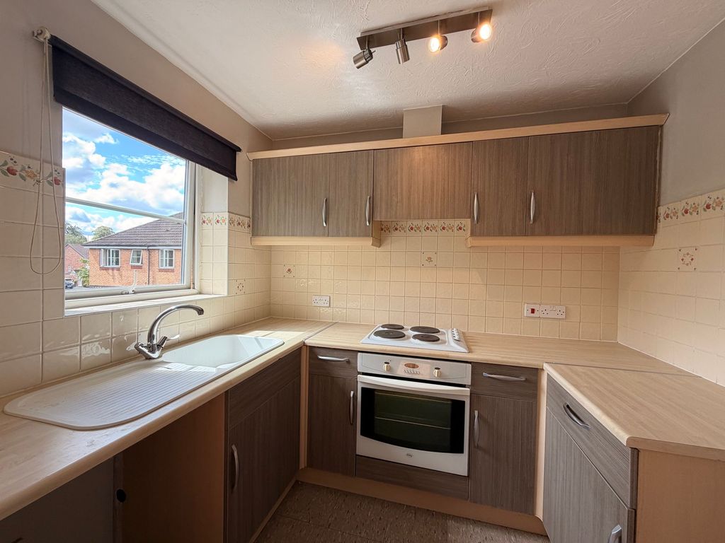 Property photo 2 of 13