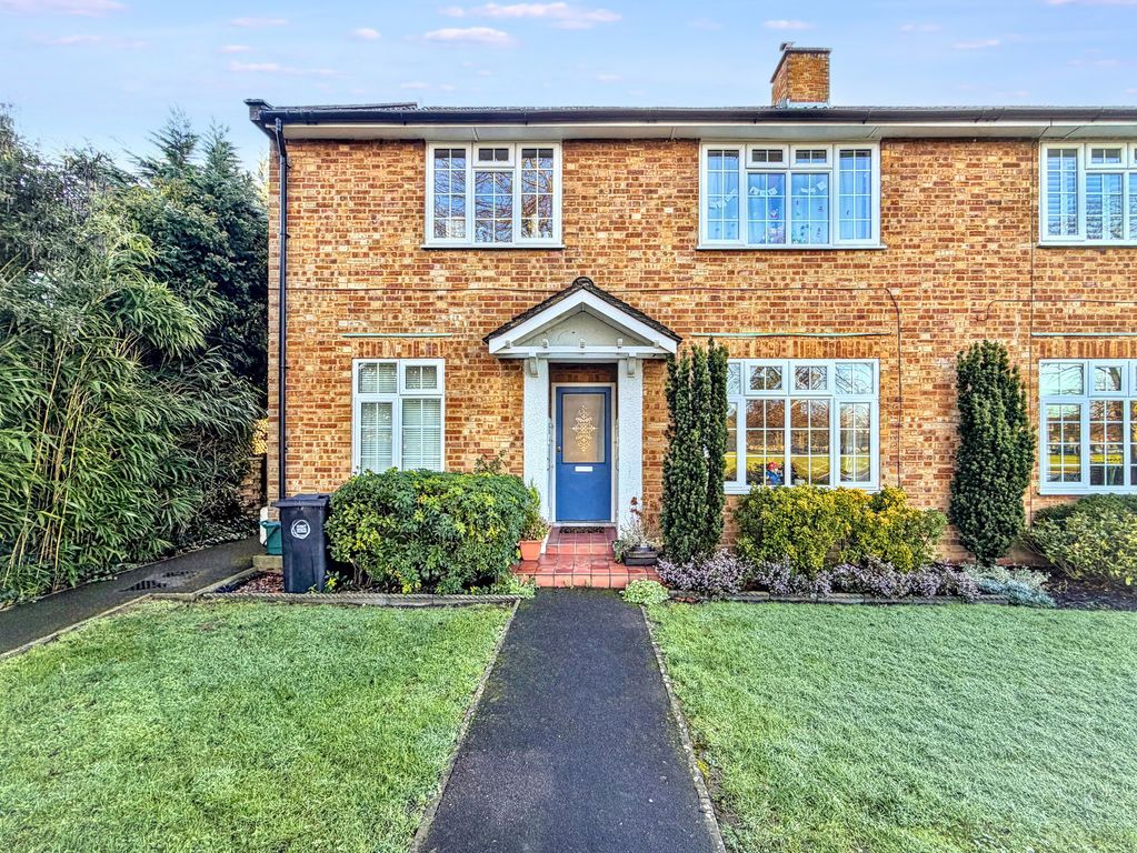 Property photo 1 of 9 Exterior