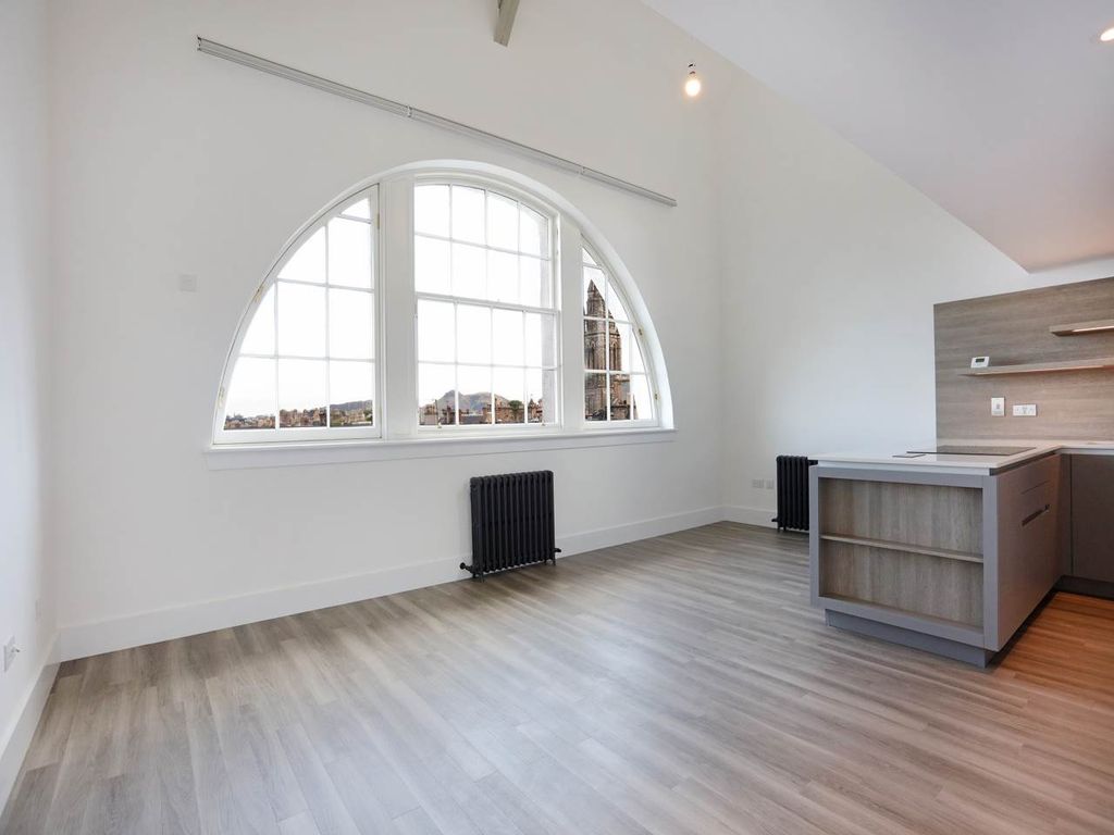 Property photo 2 of 13 1V7A8722