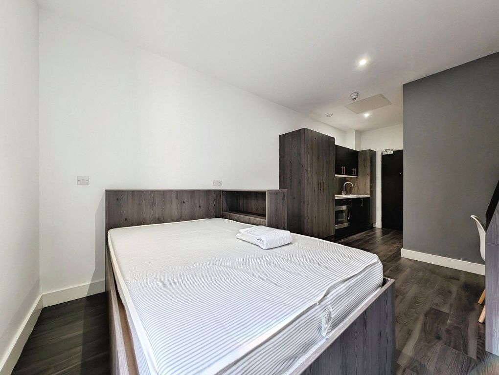 Property photo 3 of 5 Picture No. 05