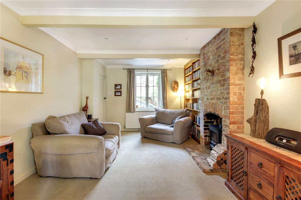 Property photo 3 of 26 Sitting Room