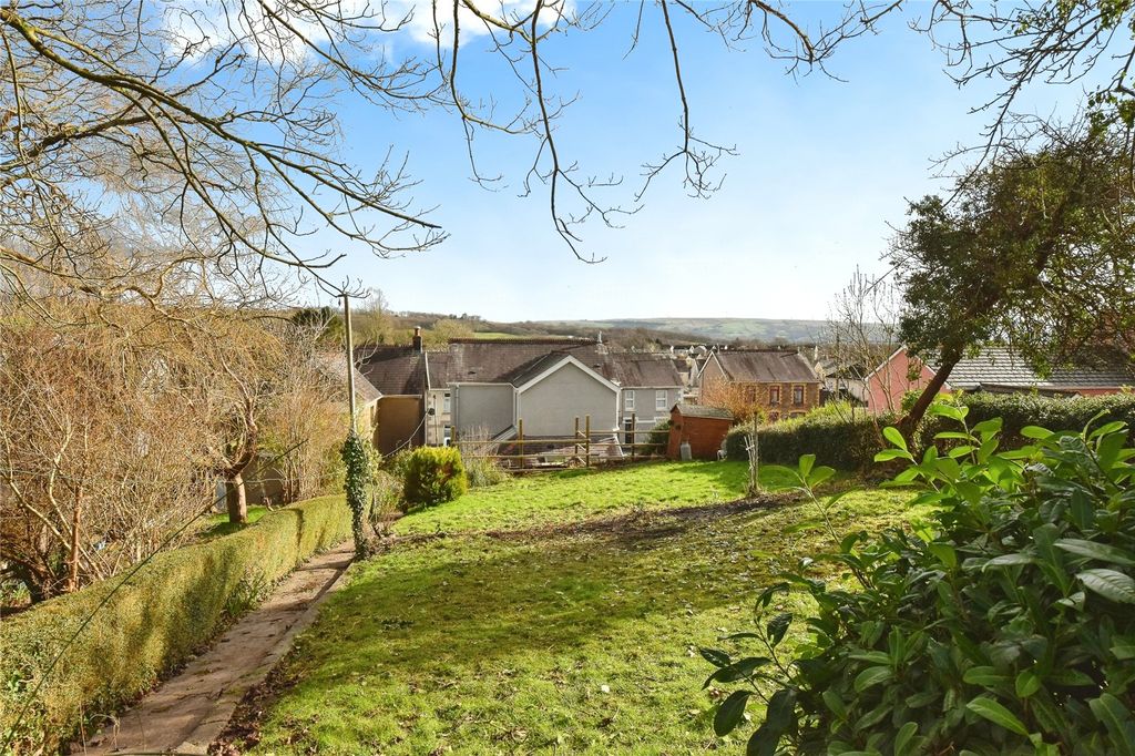 Property photo 2 of 23 Picture No. 23