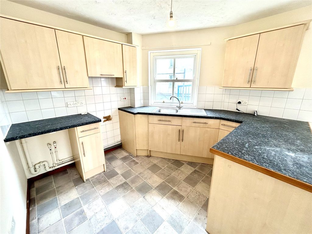 Property photo 3 of 6 Picture No. 04