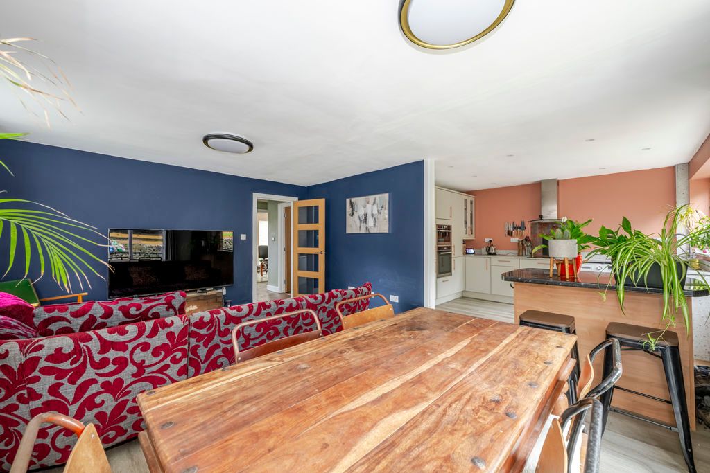 Property photo 2 of 15 Photo 5