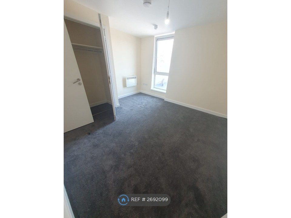 Property photo 3 of 6