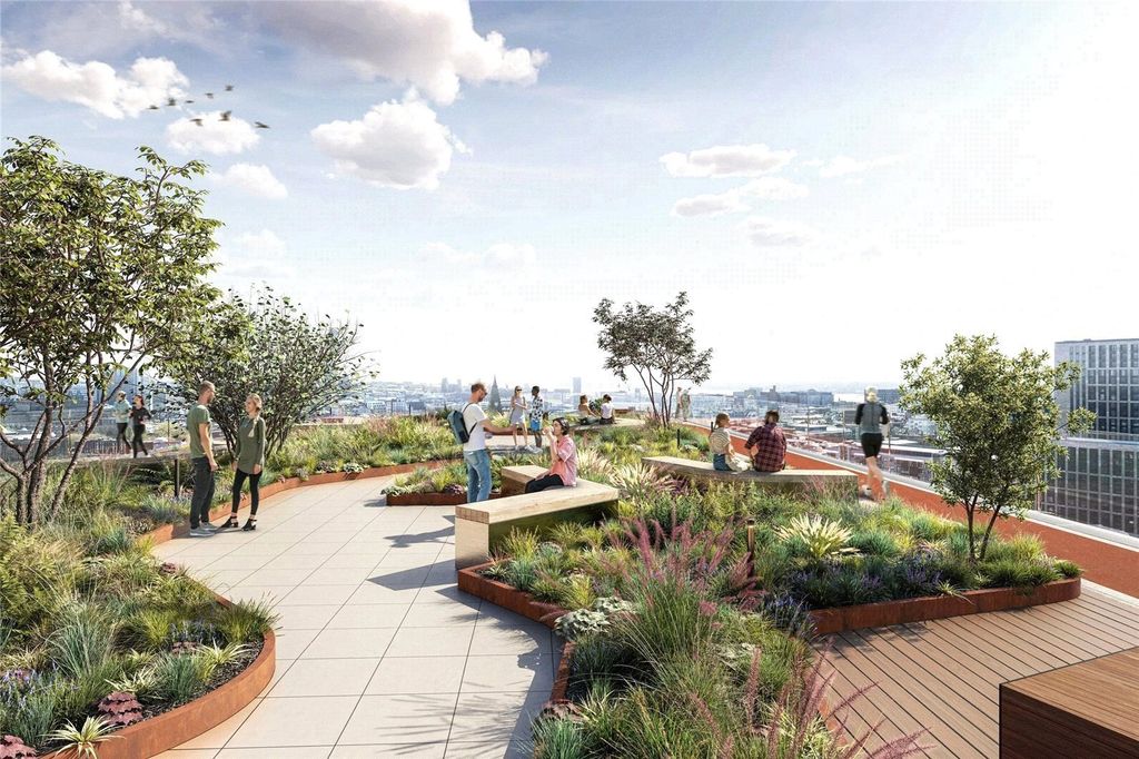 Property photo 2 of 12 Roof Terrace
