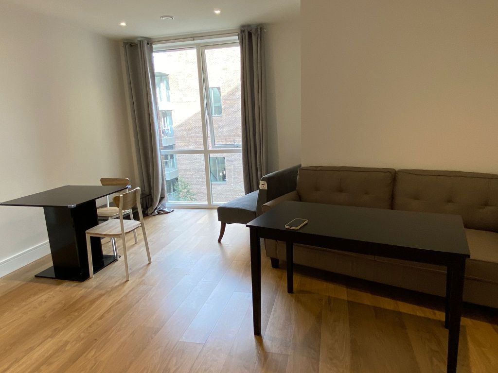 Property photo 1 of 6