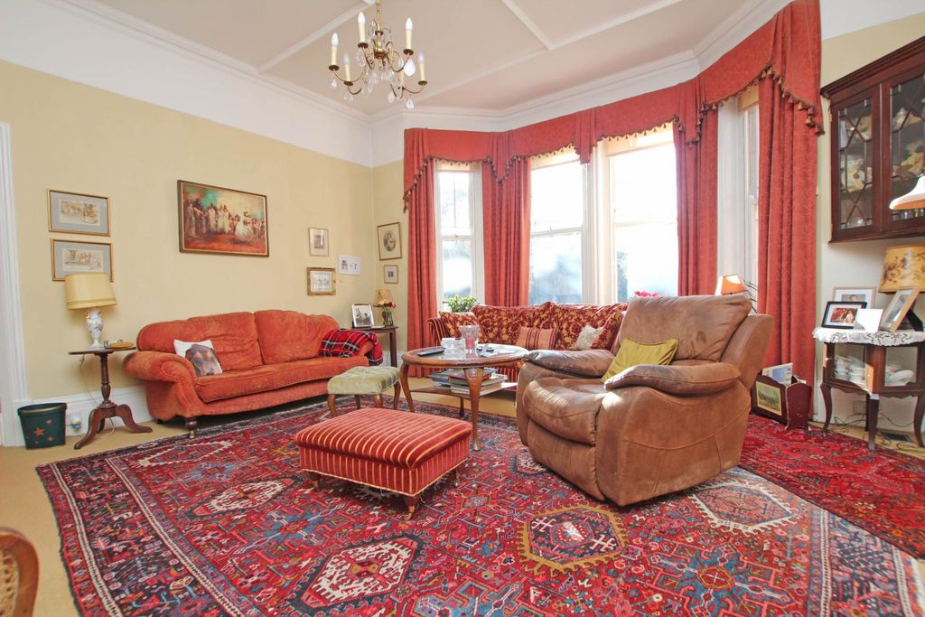 Additional image 13 of 3 bed flat for saleGrassington Road, Eastbourne BN20