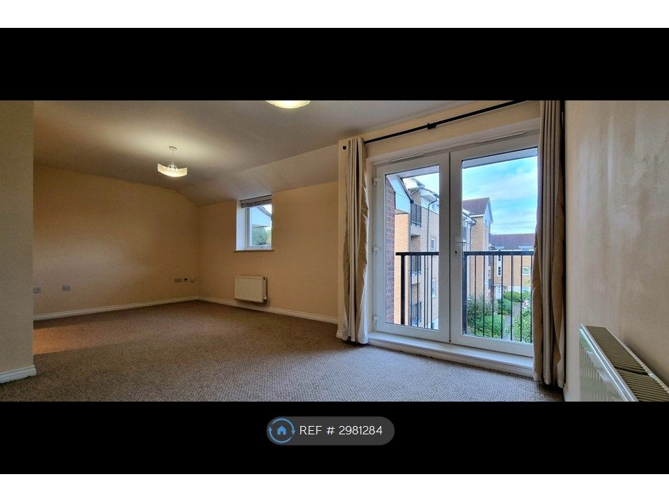 Property photo 2 of 8 Living Room