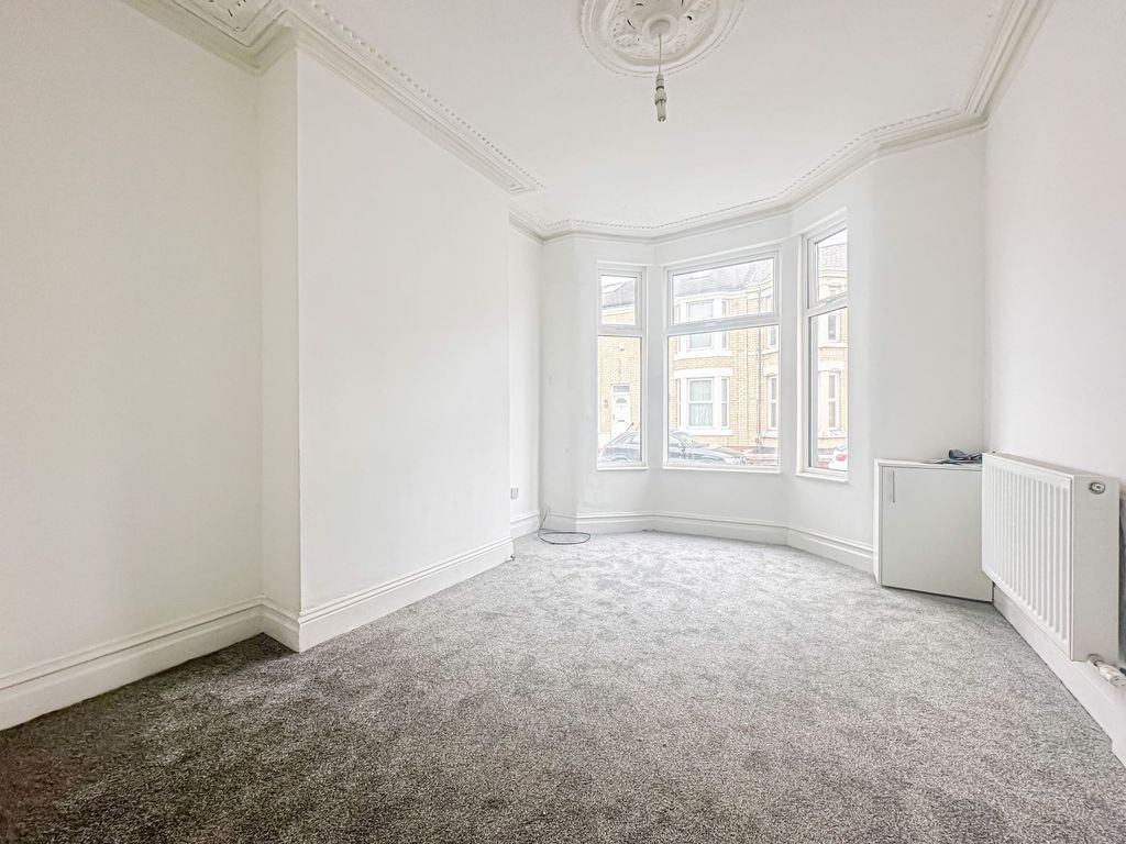 Property photo 2 of 10 Photo 2