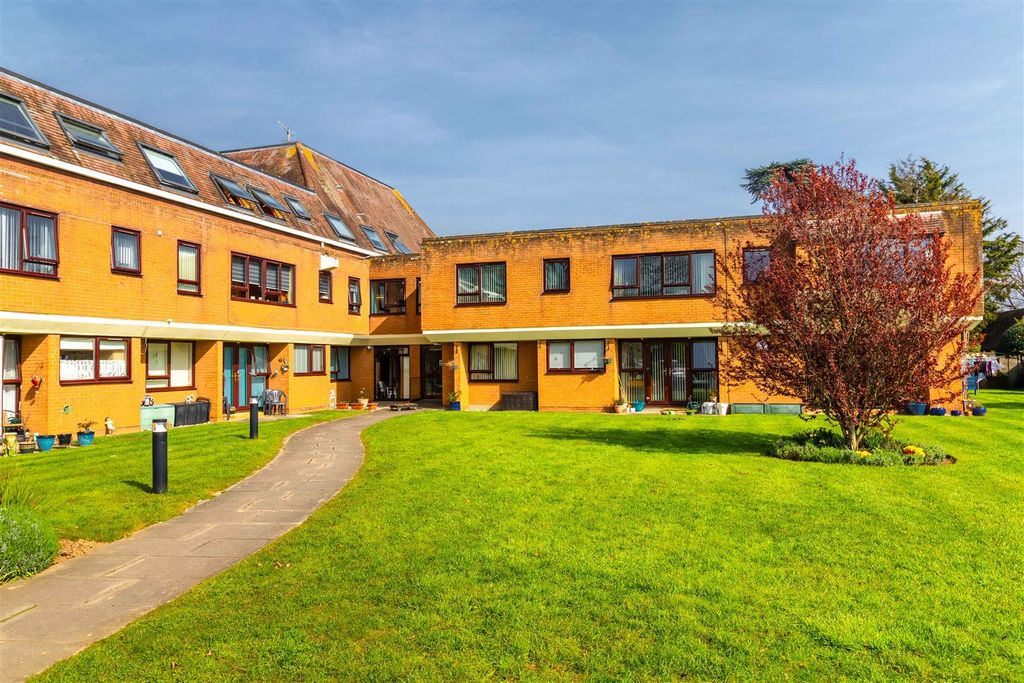 Property photo 1 of 11 Guardian-11.Jpg