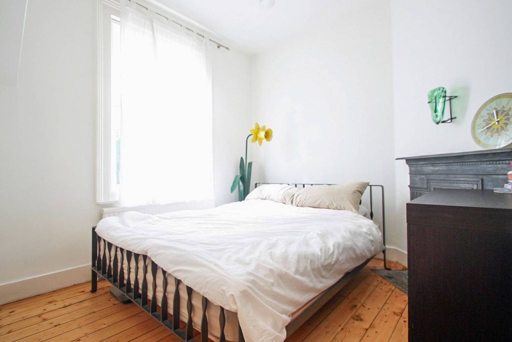 Property photo 3 of 5