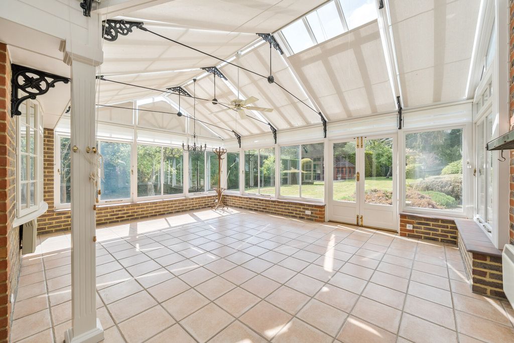 Property photo 2 of 28 1451604-12-69F0c3...