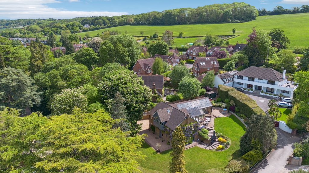 Property photo 1 of 24 Conkers - Extras-8 Oldbury Grove-8 Oldbury Grove- - Extras-  - Extras-155