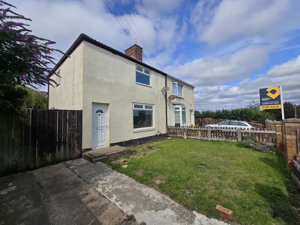 Property photo 1 of 20 3 Bedroom Semi Detached House