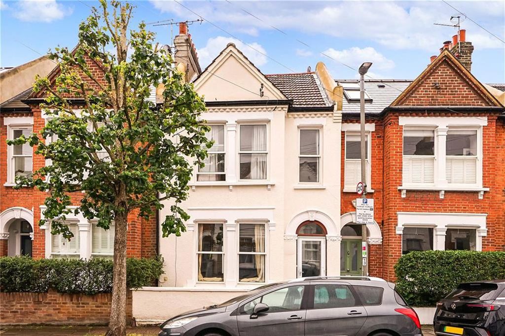 Property photo 1 of 8